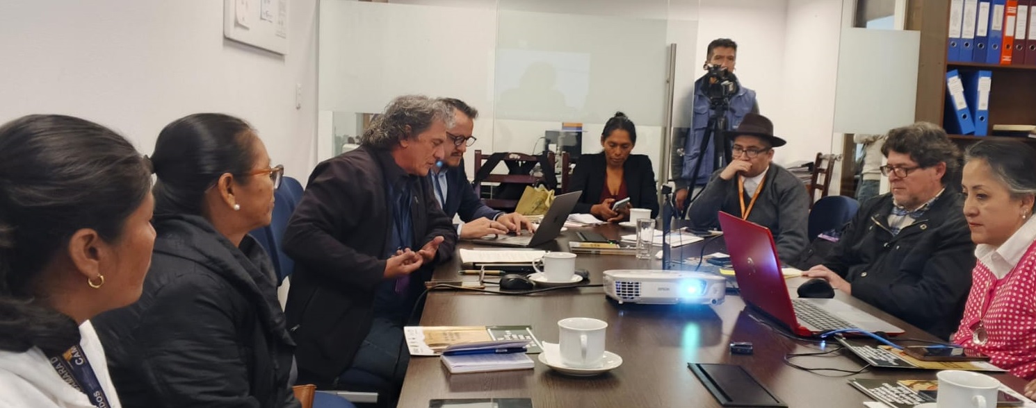 LEGISLADORES INDÍGENAS FORTALECEN SUS CAPACIDADES EN CONSULTA PREVIA EN JORNADA IMPULSADA POR LA DEFENSORÍA DEL PUEBLO Y LA FES