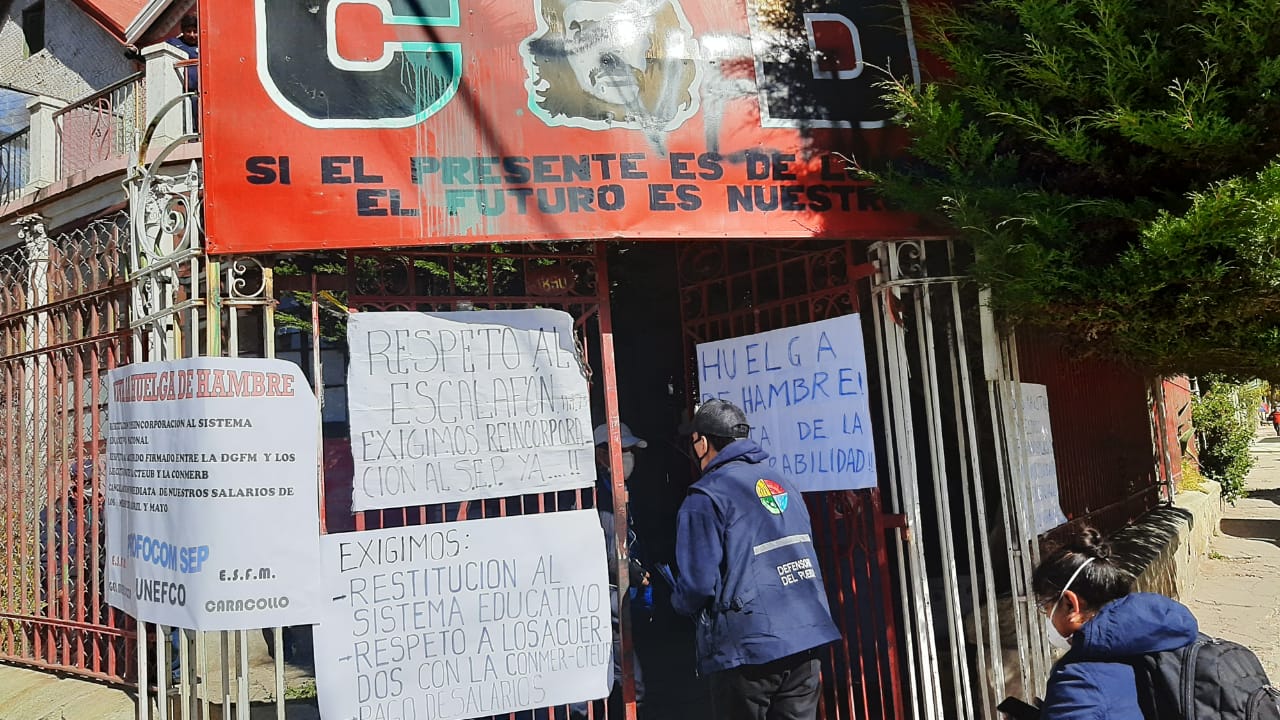 MAESTROS DE PROFOCOM DEMANDAN PAGO DE SALARIOS Y CUMPLIMIENTO DE INSTRUCTIVO DE LA DIRECCIÓN GENERAL DE MAESTROS