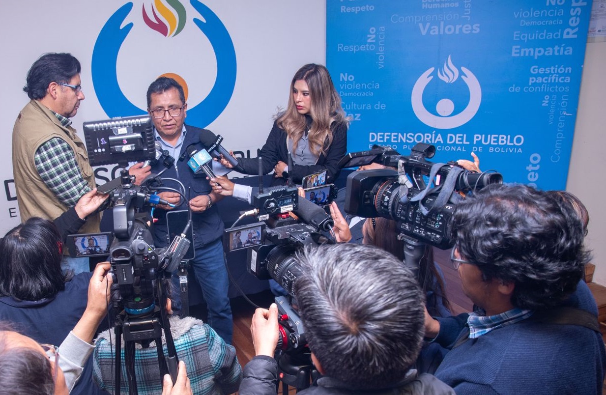 Defensor del Pueblo propone generar espacios de debate sobre reforma integral de propiedad de la tierra