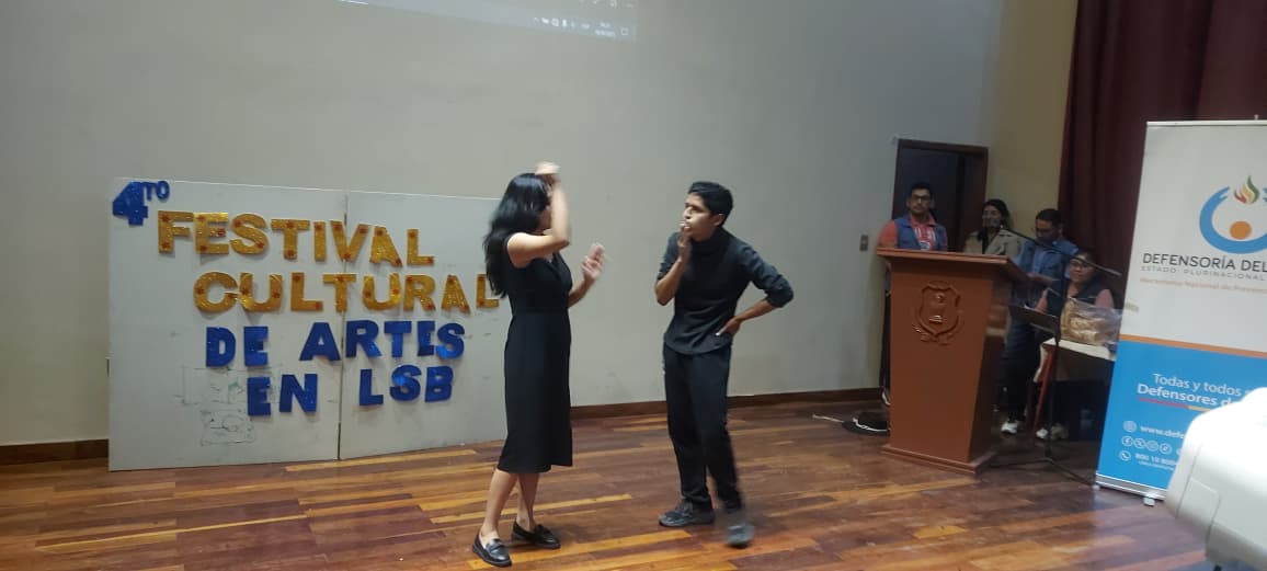 TARIJA VIVE EL 4TO FESTIVAL CULTURAL DE ARTES EN LENGUA DE SEÑAS BOLIVIANA