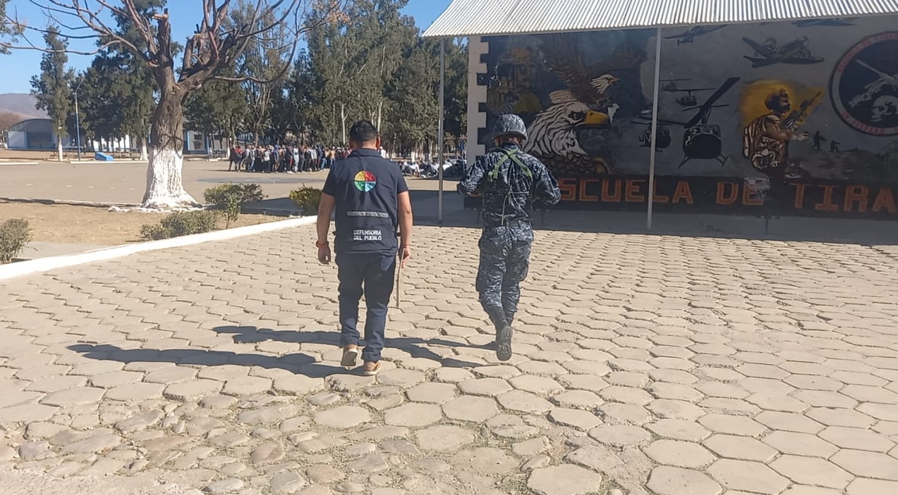 Informe MNP – Bolivia 2022 identifica falta de capacitación sobre derechos humanos en cuarteles