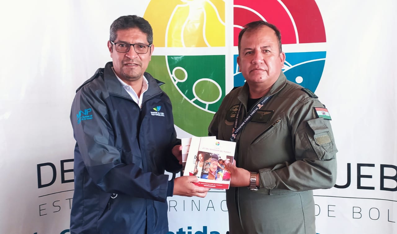Defensoría del Pueblo inicia proceso de capacitación en temática de Derechos Humanos en la Escuela de Comando y Estado Mayor Aéreo de la Fuerza Aérea Boliviana