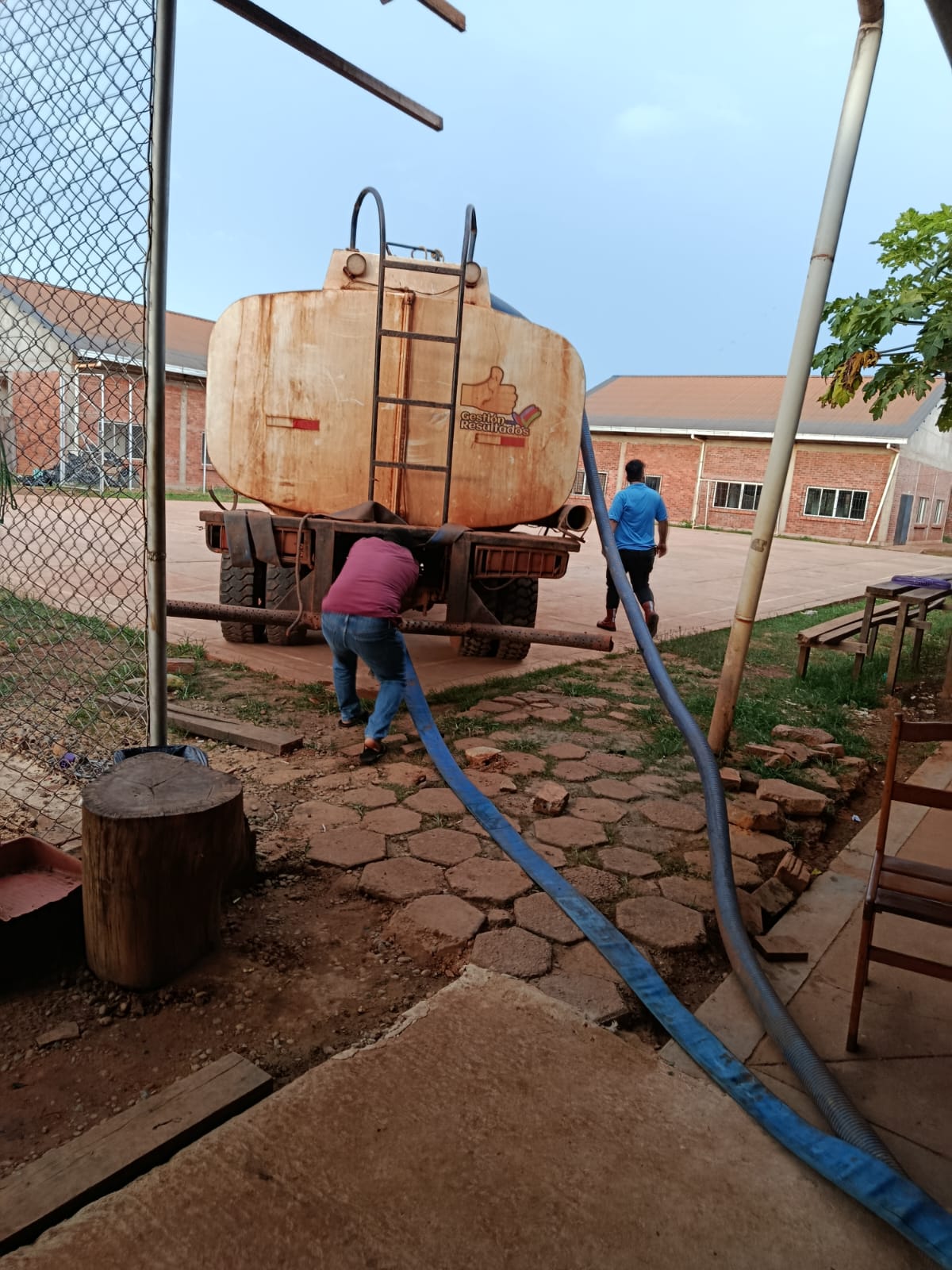 DEFENSORÍA DEL PUEBLO SALUDA RESPUESTA OPORTUNA DEL GOBIERNO AUTONOMO MUNICIPAL DE RIBERALTA PARA LA DOTACIÓN DE AGUA ANTE EMERGENCIA EN EL CENTRO PENITENCIARIO DE VARONES