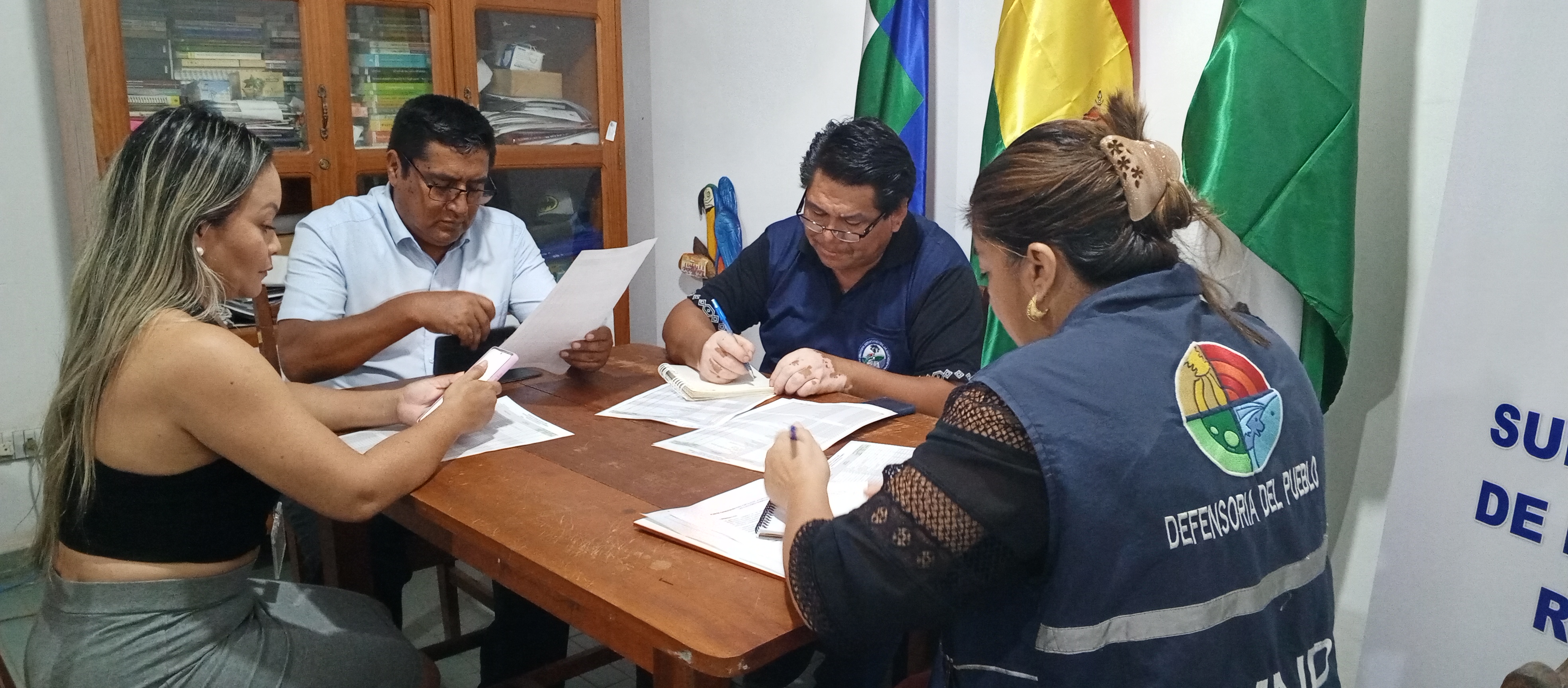 DEFENSORÍA DEL PUEBLO COORDINA ACCIONES INTERINSTITUCIONALES PARA GARANTIZAR LAS ELECCIONES DE DEFENSORES ESTUDIANTILES 2025 EN PANDO
