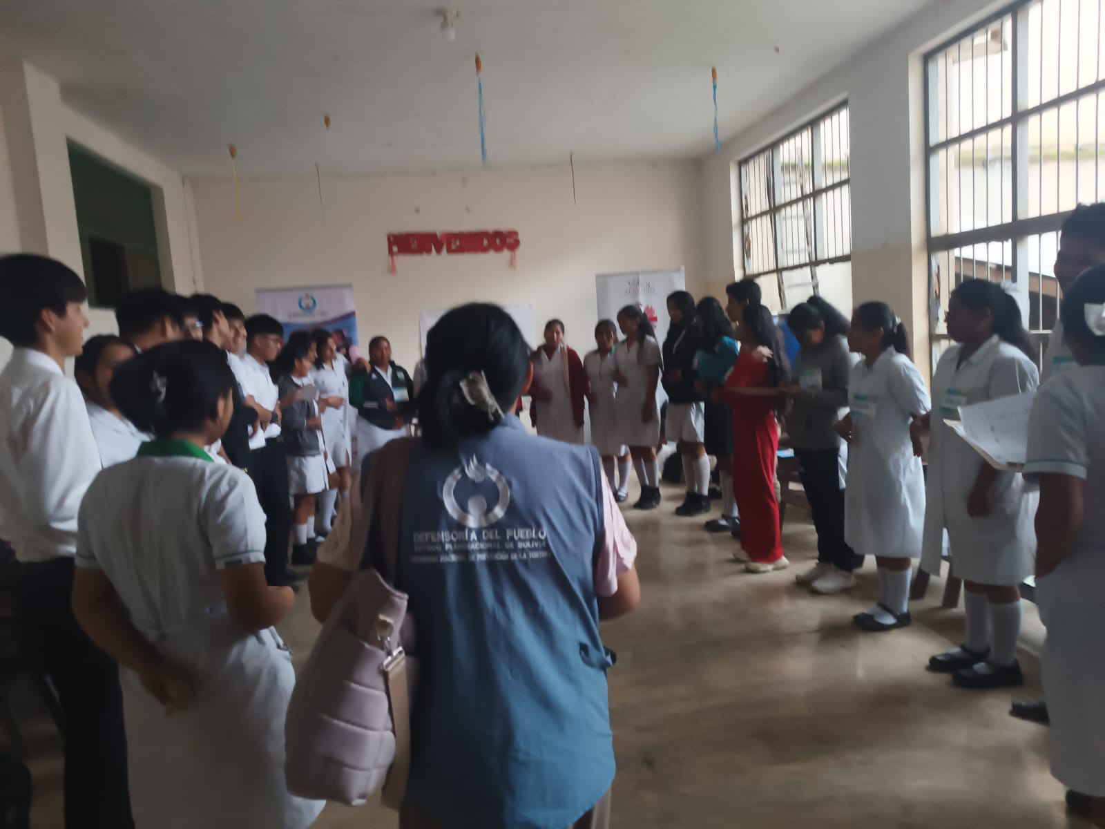 DEFENSORÍA DEL PUEBLO IMPARTE TALLER DE LIDERAZGO INCLUSIVO DIRIGIDO A ESTUDIANTES DE SECUNDARIA DEL MUNICIPIO DE CARANAVI