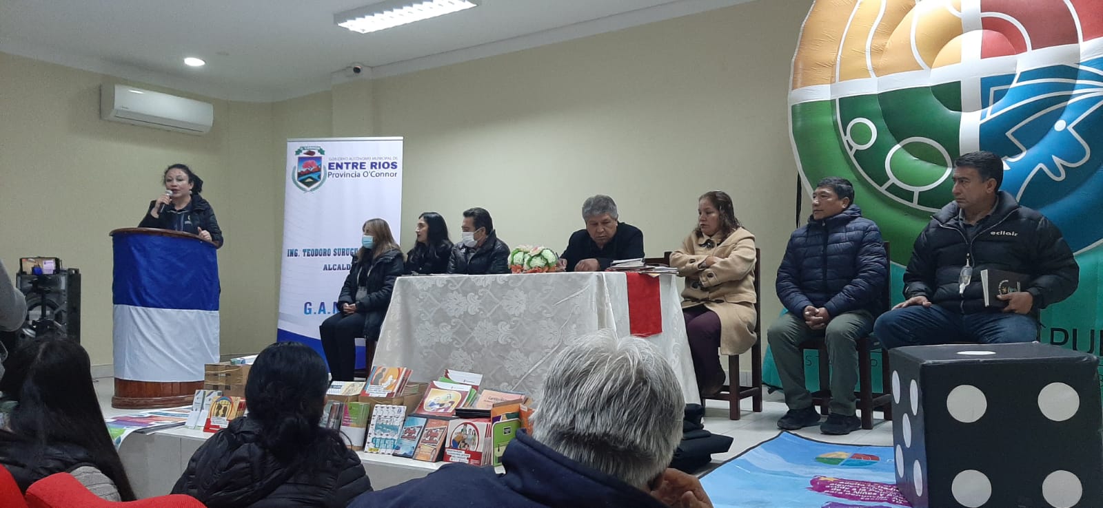 DEFENSORÍA DEL PUEBLO ENTREGA MATERIAL DE PREVENCIÓN DE VIOLENCIAS Y DIFUSIÓN DE DERECHOS HUMANOS DE POBLACIONES EN SITUACIÓN DE VULNERABILIDAD AL GOBIERNO MUNICIPAL DE ENTRE RÍOS