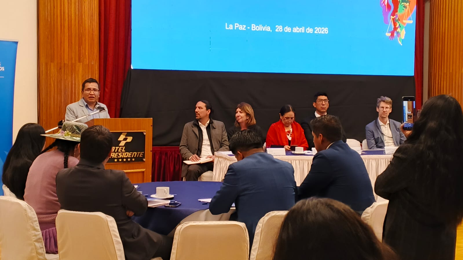 Defensor del Pueblo insta a articular acciones para cumplir recomendaciones del Examen Periódico Universal