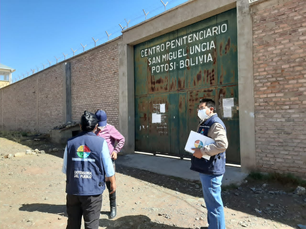 DELEGACIÓN DEFENSORIAL DE POTOSÍ VISITA CENTROS CARCELARIOS DEL DEPARTAMENTO LLEVANDO TOMA DE PRUEBAS DEL VIH/SIDA