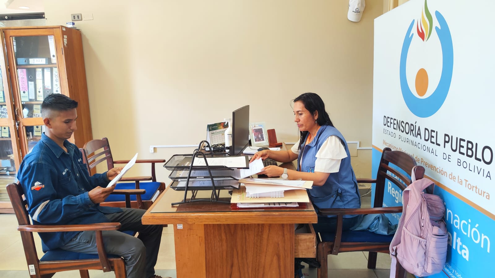 Defensoría del Pueblo logra en tiempo récord que extrabajador acceda al Seguro Universal de Salud después de tres años de peregrinación en Riberalta