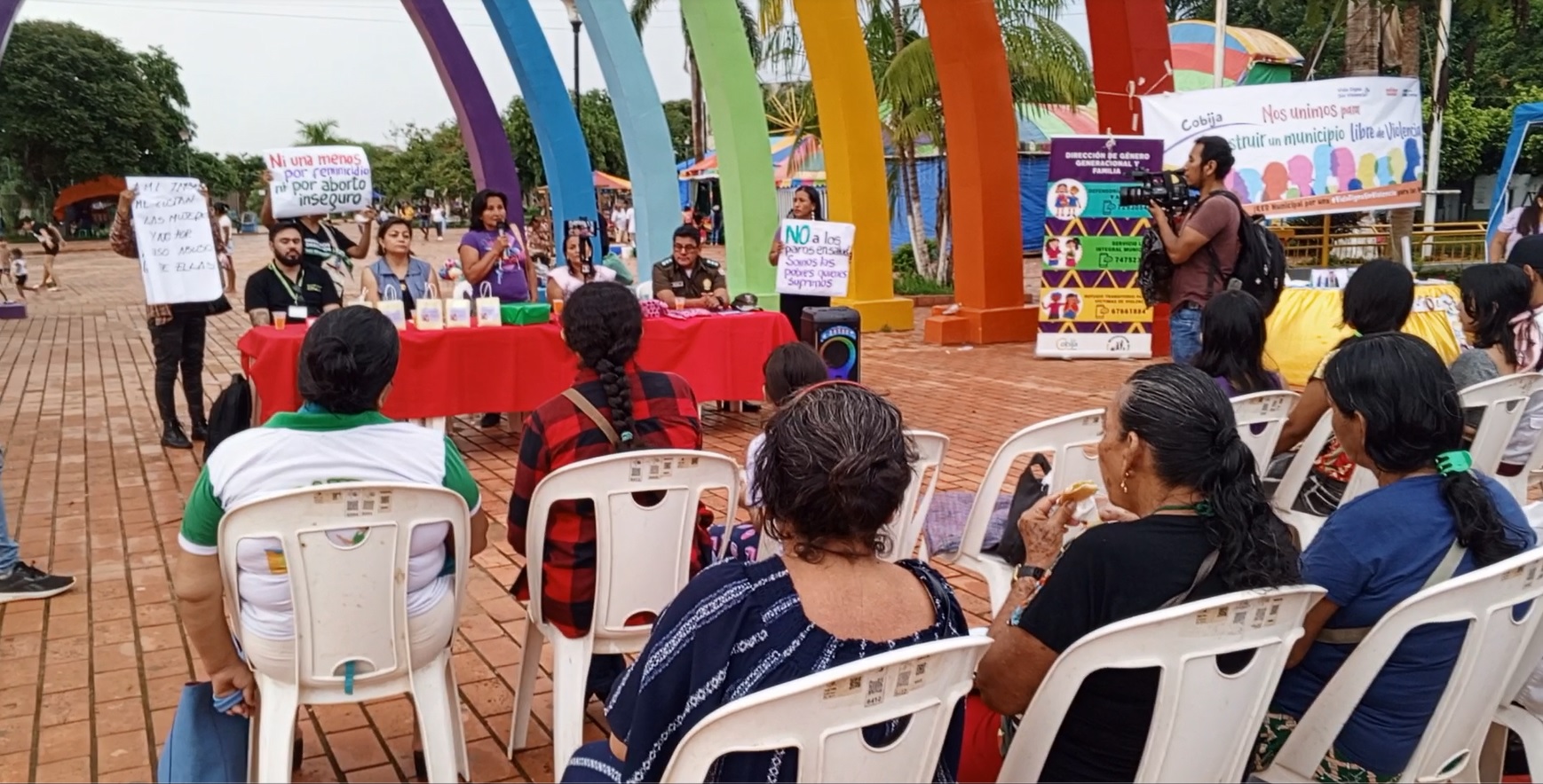 EN PANDO, DEFENSORÍA DEL PUEBLO CONMEMORA EL DÍA INTERNACIONAL DE LA MUJER, EN LA FERIA INTERINSTITUCIONAL DE LUCHA CONTRA LA VIOLENCIA