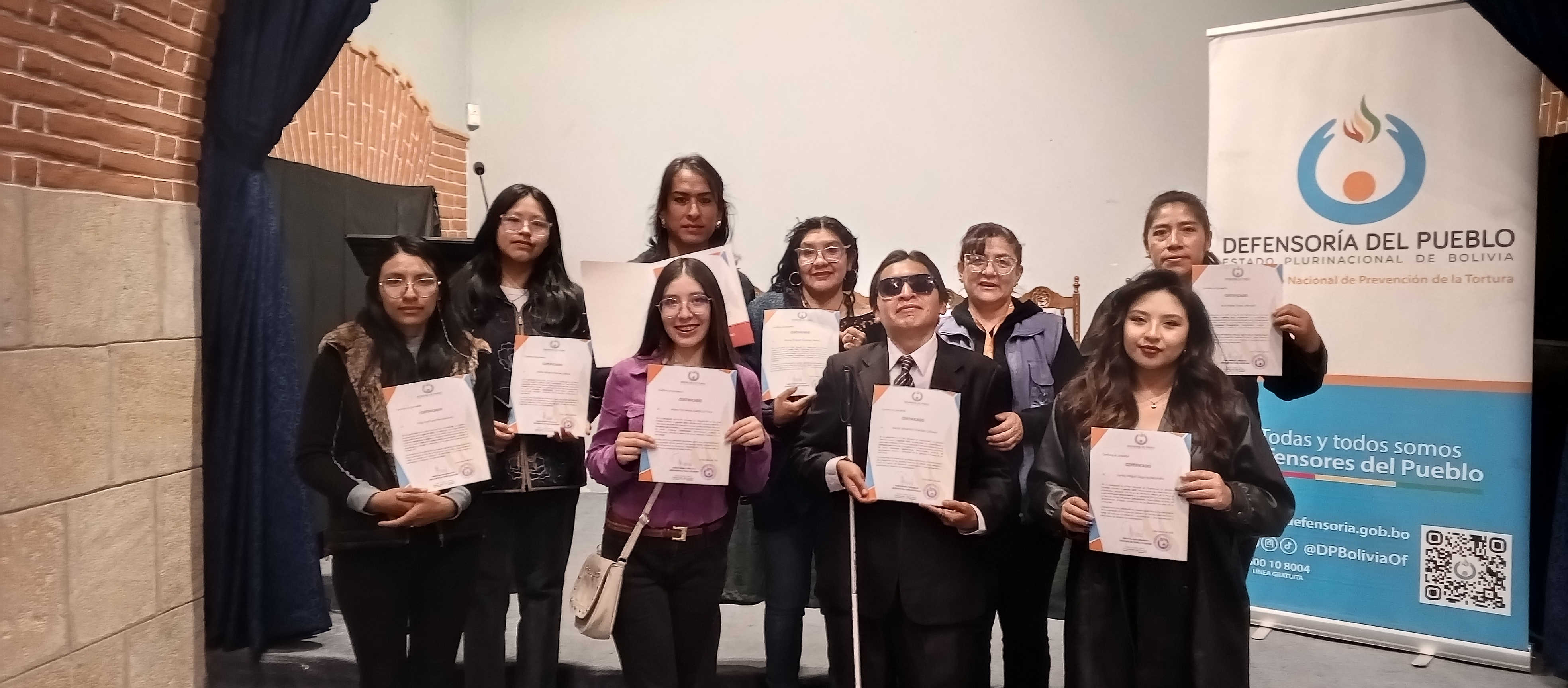 DEFENSORÍA DEL PUEBLO CERTIFICA A 32 VOLUNTARIAS Y VOLUNTARIOS EN POTOSÍ Y LANZA NUEVA VERSIÓN DEL PLAN NACIONAL DE VOLUNTARIADO EN DERECHOS HUMANOS