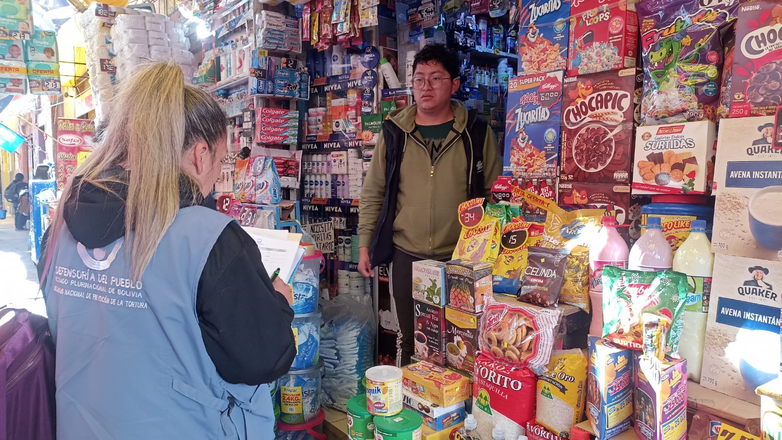 DEFENSORÍA DEL PUEBLO INSTA AL GOBIERNO A INTENSIFICAR CONTROL EN FRONTERAS PARA EVITAR DESVIO DE ALIMENTOS