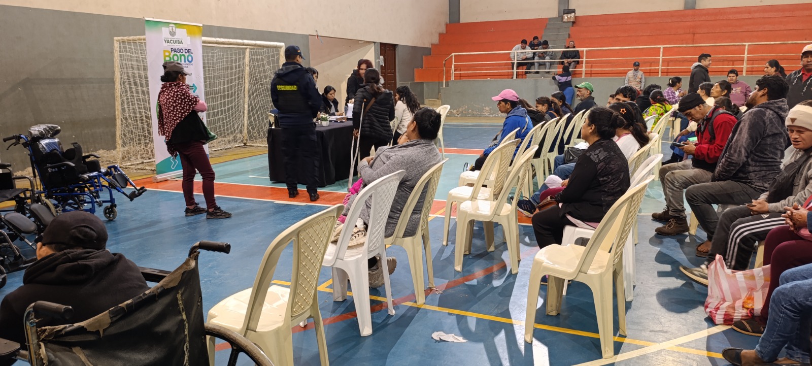 DEFENSORÍA DEL PUEBLO REALIZA SEGUIMIENTO Y VERIFICA PAGO DE BONO A PERSONAS CON DISCAPACIDAD EN YACUIBA