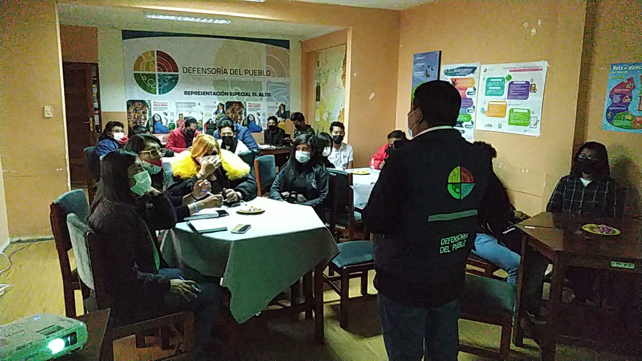 Rumbo a la encuesta para las comunidades diversas la Coordinación Regional El Alto realizó el primer diálogo local con representantes de esta población