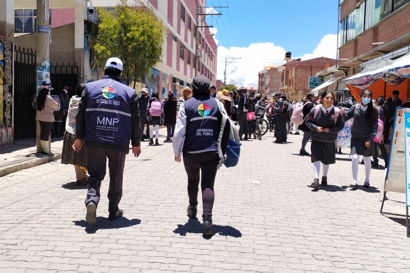 DEFENSORÍA DEL PUEBLO GESTIONA VALORACIÓN GRATUITA DE NIÑO CON AUTISMO Y VERIFICA SU INSCRIPCIÓN EN UNA UNIDAD EDUCATIVA