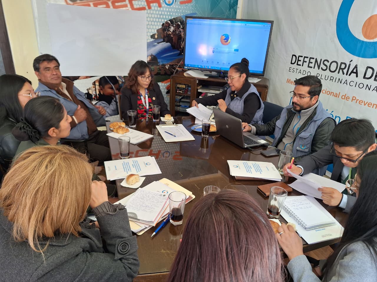 ORURO ACTIVA MESA DEPARTAMENTAL “VOCES UNIDAS” CONTRA LA VIOLENCIA SEXUAL EN LA NIÑEZ Y ADOLESCENCIA