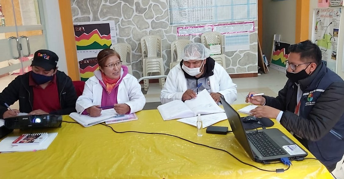 Defensoría del Pueblo realiza seguimiento al cumplimiento del Informe Defensorial sobre la “Situación de los Centros de Salud” en el Municipio Guaqui