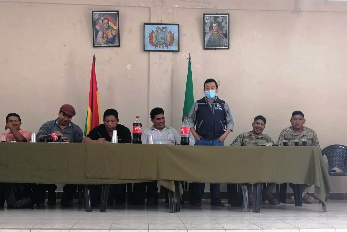 La Defensoría del Pueblo  investiga denuncias de desalojos y malos tratos de militares de la Escuela de Cóndores de Bolivia contra comunarios de Sanandita