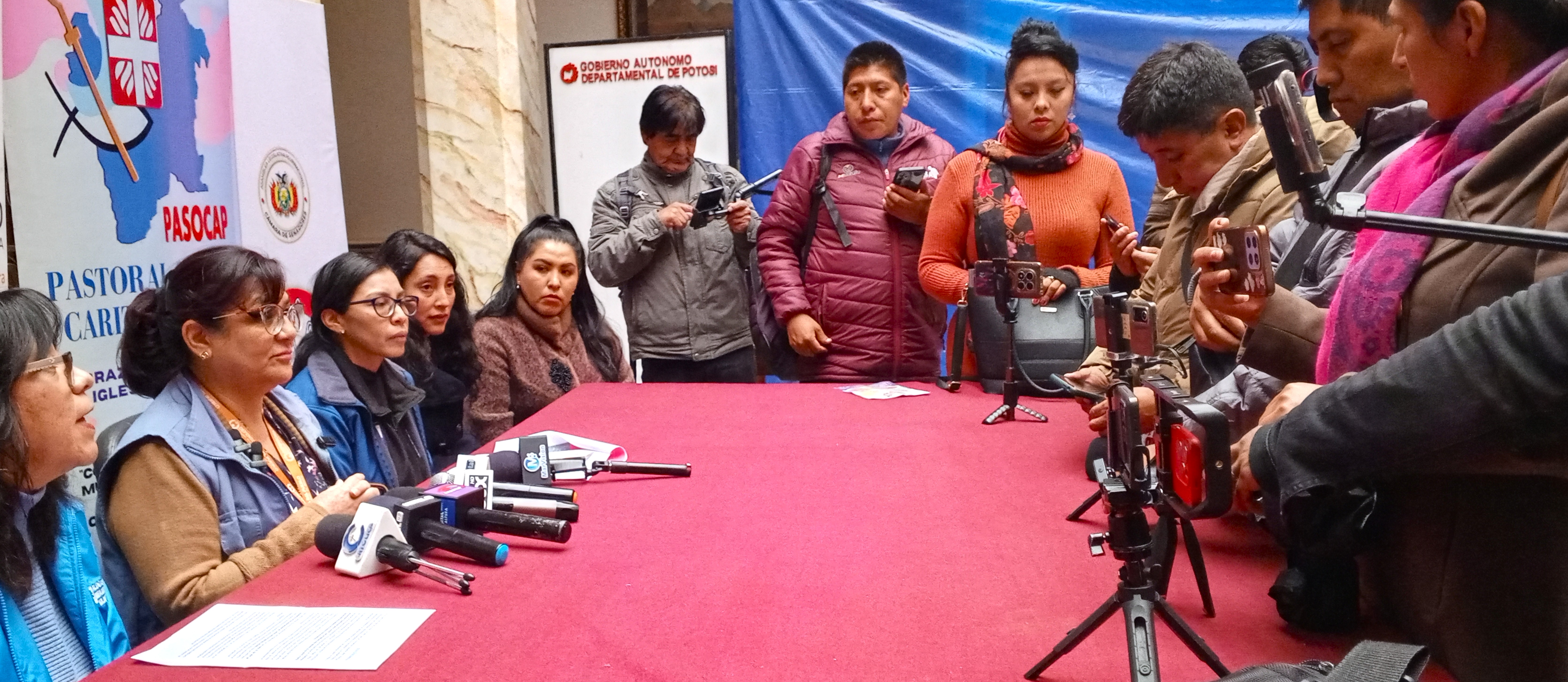 DEFENSOR DEL PUEBLO IMPULSA “CUENTOS SIN TANTO CUENTO” PARA PROMOVER DERECHOS Y PREVENIR LA VIOLENCIA EN LA NIÑEZ EN POTOSÍ