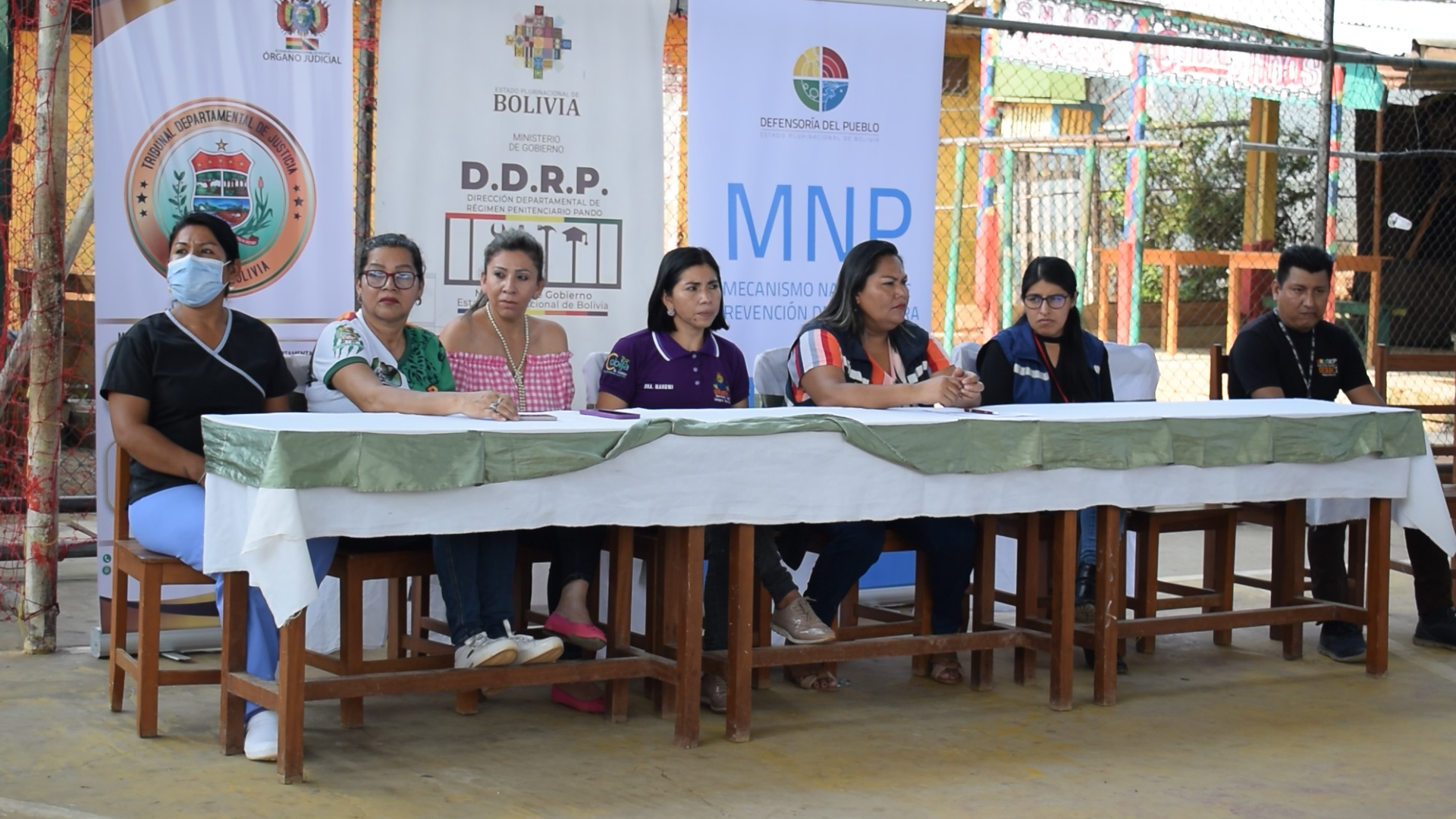 DEFENSORÍA DEL PUEBLO EN PANDO REALIZÓ FERIA INTERINSTITUCIONAL EN CONMEMORACIÓN AL DÍA NACIONAL DE LAS PERSONAS PRIVADAS DE LIBERTAD