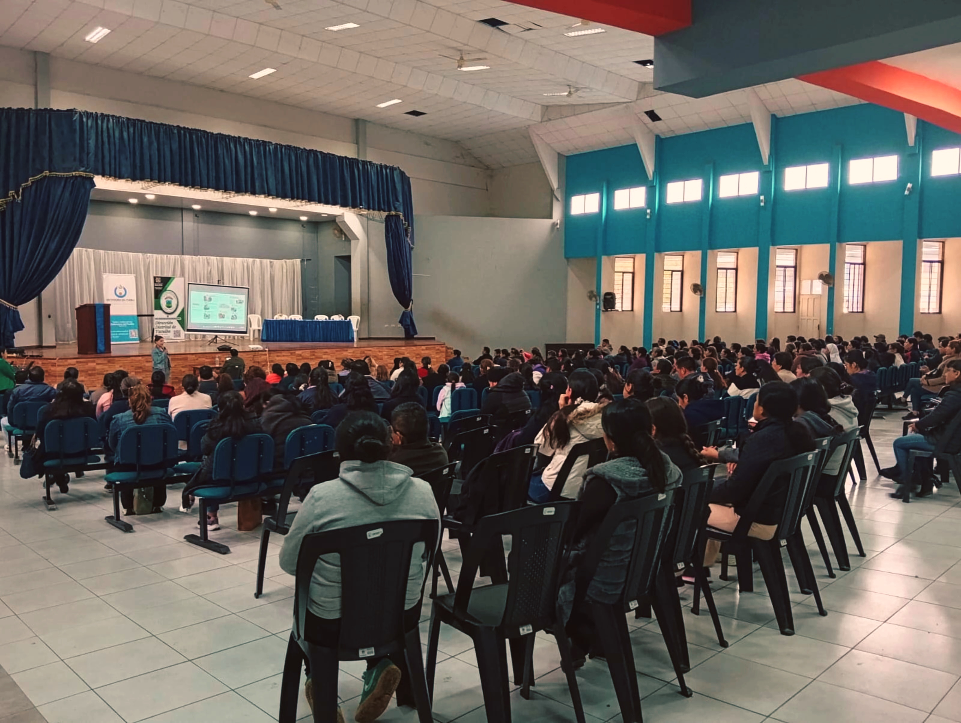 Defensoría del Pueblo fortalece inclusión educativa de niños con autismo en Yacuiba