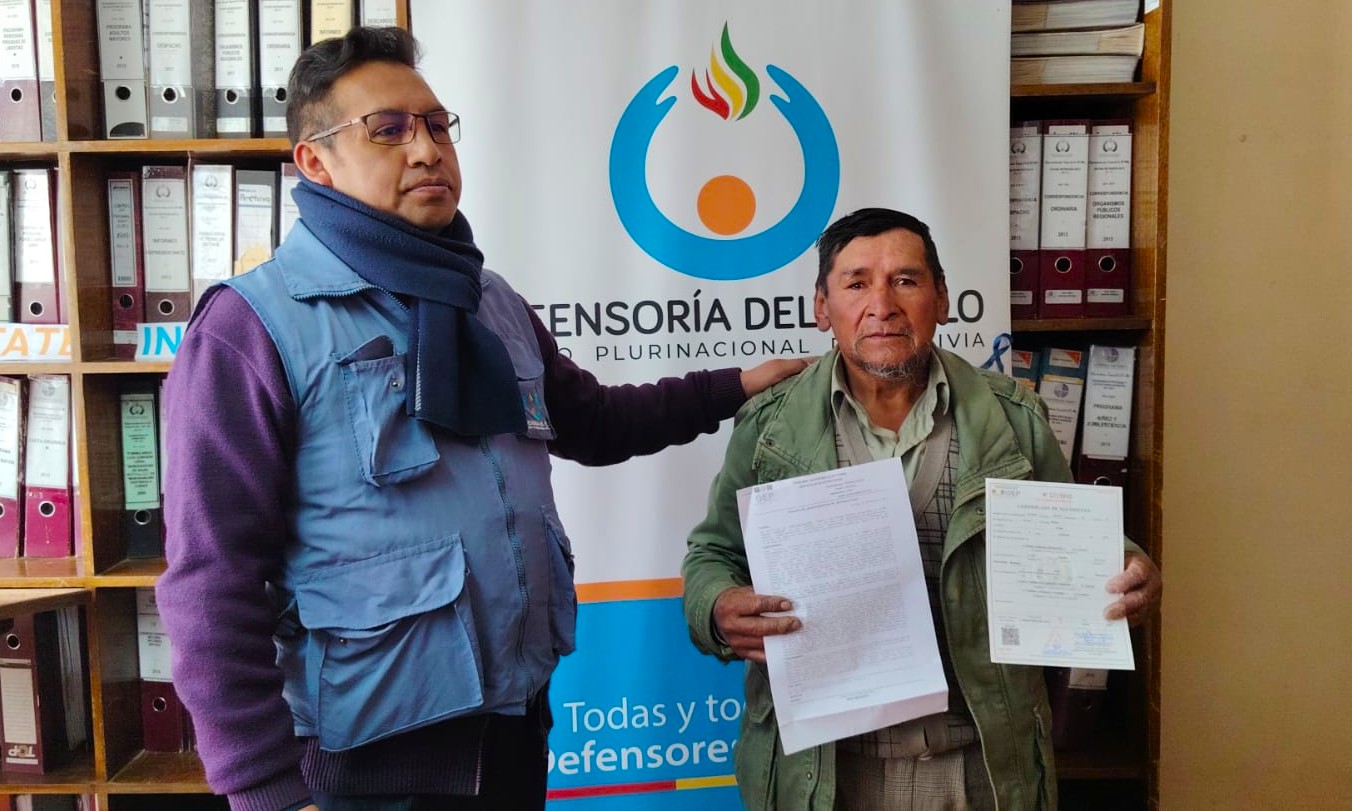 DEFENSORÍA DEL PUEBLO VIABILIZA EMISIÓN DE CERTIFICADO DE NACIMIENTO PARA PERSONA ADULTA MAYOR EN EL SERECI