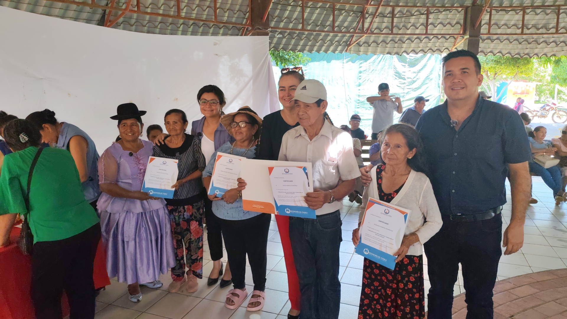 LA DEFENSORÍA DEL PUEBLO CERTIFICA A PROMOTORAS Y PROMOTORES DE DERECHOS DE PERSONAS ADULTAS MAYORES EN COBIJA