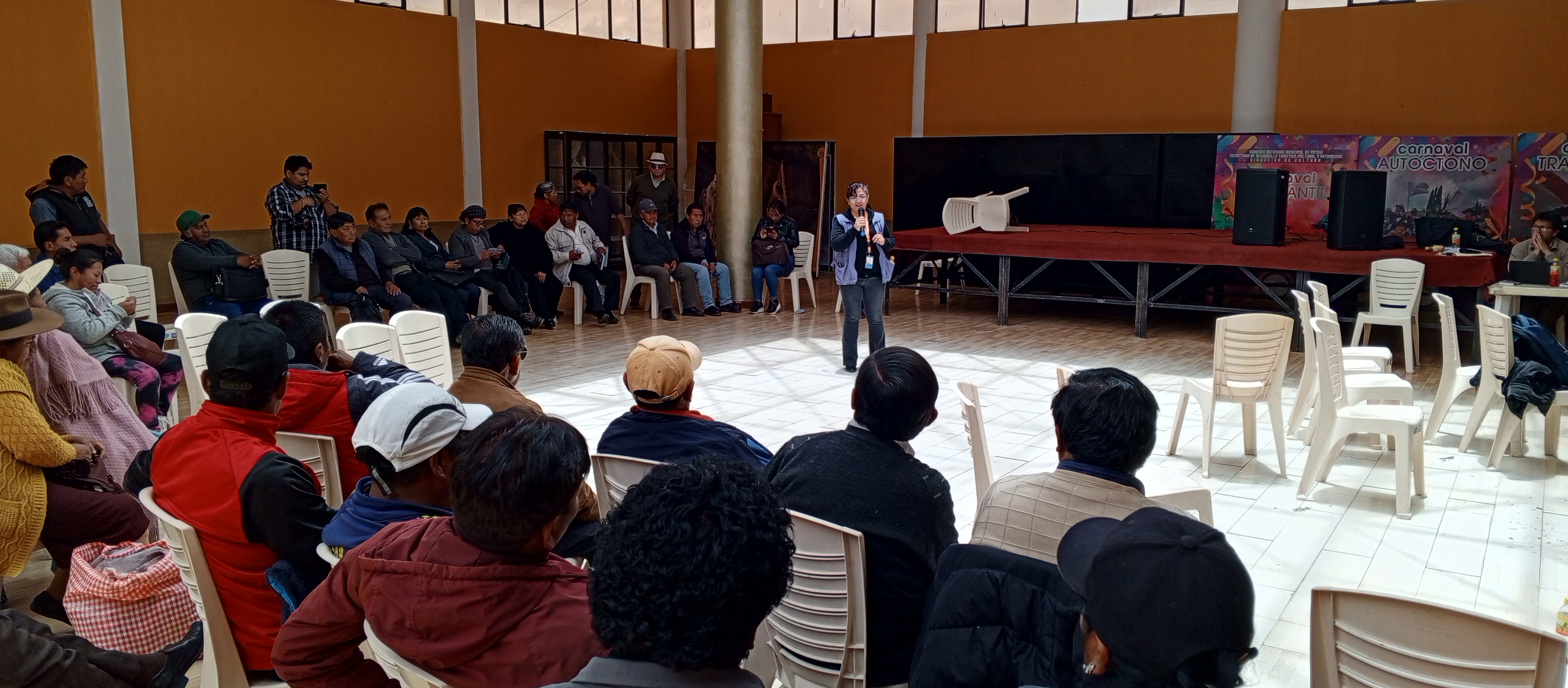 DEFENSORÍA DEL PUEBLO GESTIONA DIÁLOGO DONDE SE ACUERDA ESTUDIO TARIFARIO PROVISIONAL PARA EL TRANSPORTE EN POTOSÍ