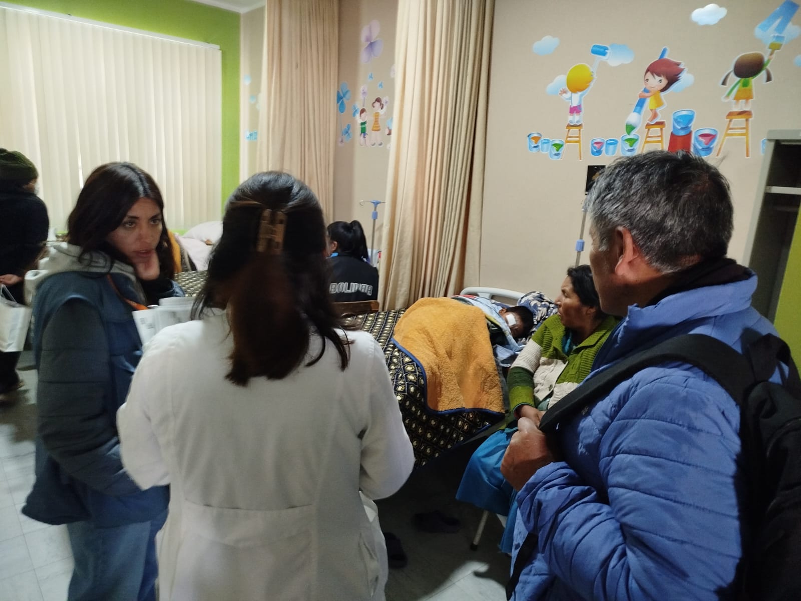 DEFENSOR DEL PUEBLO ACTIVA ACCIONES HUMANITARIAS PARA GARANTIZAR ATENCIÓN MÉDICA DE URGENCIA A NIÑO REFERIDO DE POTOSÍ A LA PAZ