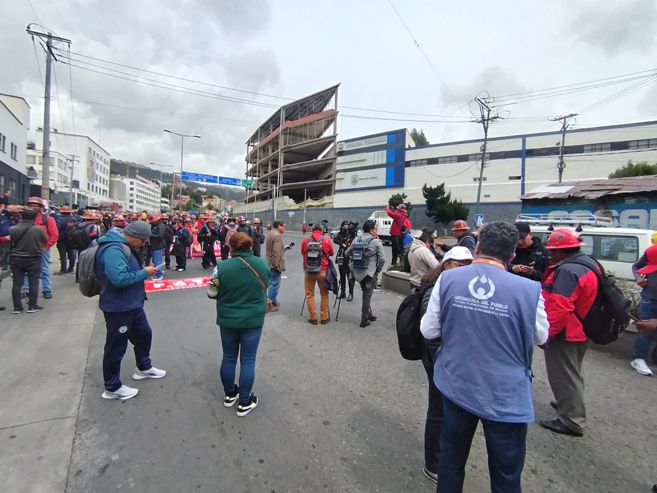 DEFENSORÍA DEL PUEBLO CONTINÚA EL MONITOREO DE LA CONFLICTIVIDAD Y EXHORTA AL DIÁLOGO PARA REDUCIR TENSIONES