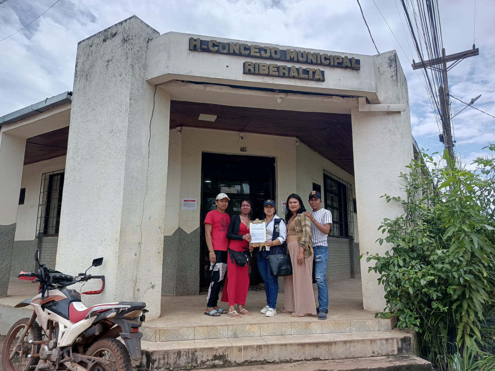 DEFENSORÍA DEL PUEBLO PRESENTO ANTE EL CONCEJO MUNICIPAL DE RIBERALTA EL ANTEPROYECTO DE LEY MUNICIPAL AUTONÓMICA MODELO DE PROTECCIÓN Y PROMOCIÓN A LOS DERECHOS DE LAS PERSONAS CON DIVERSA ORIENTACIÓN SEXUAL, IDENTIDAD Y EXPRESIÓN DE GÉNERO