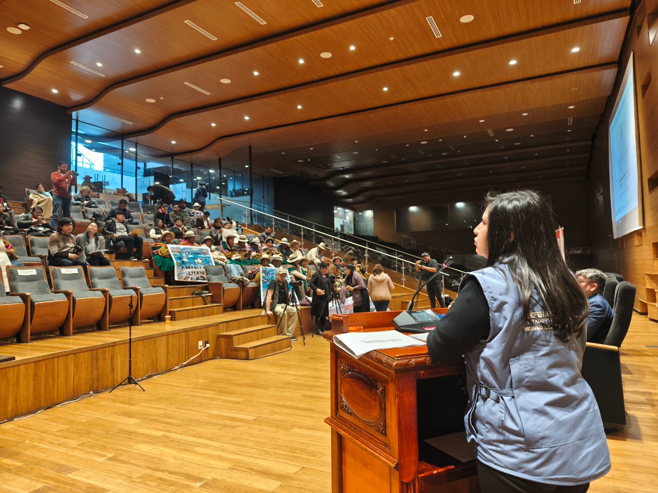 DEFENSORÍA DEL PUEBLO: LA CONSULTA PREVIA, LIBRE E INFORMADA A LOS PUEBLOS ES UN DERECHO QUE EL ESTADO DEBE RESPETAR EN SUS DIFERENTES NIVELES