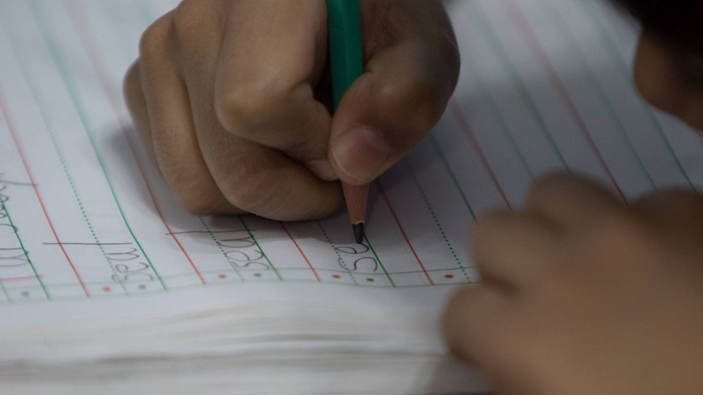 Defensoría del Pueblo garantiza el derecho a la educación de un niño, hijo adoptivo de una pareja de la ciudad de Sucre