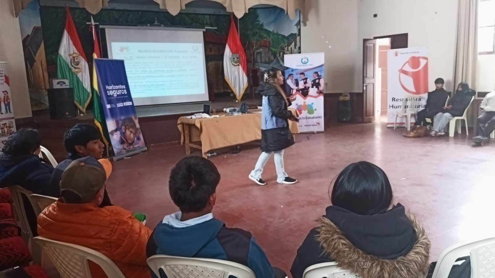 Defensoría del Pueblo y Save the Children fortalecen entornos educativos en Padcaya
