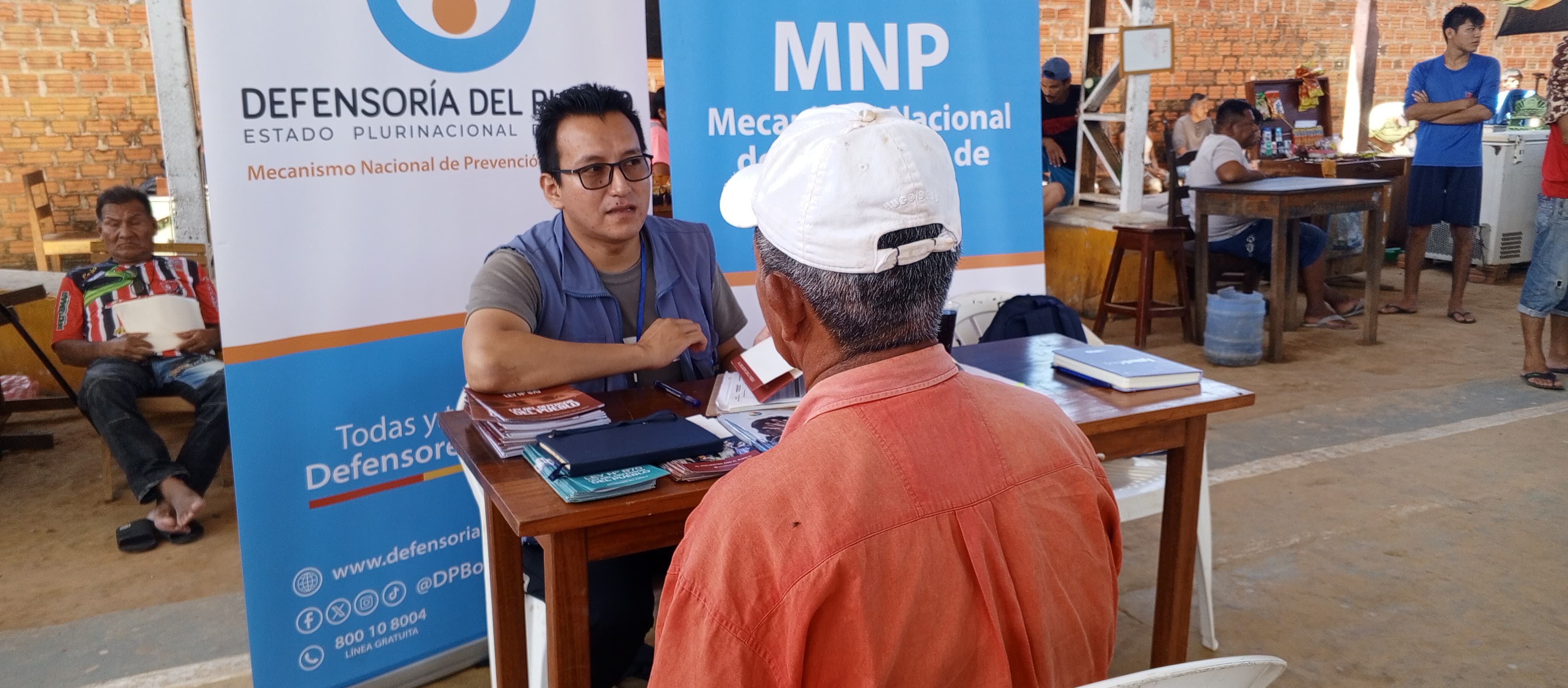 DEFENSORÍA DEL PUEBLO PARTICIPA EN LA PRIMERA VISITA DE CÁRCEL 2025 EN EL RECINTO PENITENCIARIO DE VILLA BUSCH