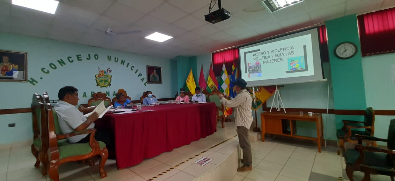Defensoría del Pueblo socializa el informe Defensorial “Sin Nosotras, no hay democracia” con autoridades del Municipio de Caranavi