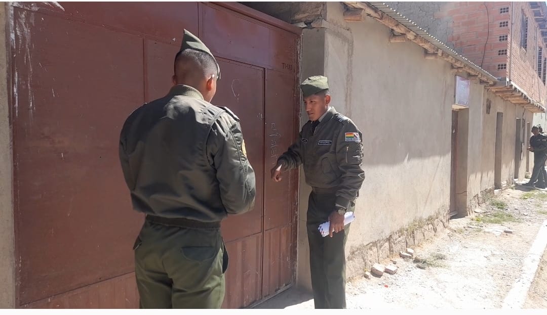 LA DEFENSORÍA DEL PUEBLO EN ORURO, LLEVO ADELANTE UNA CAMPAÑA CONTRA LA TRATA Y TRÁFICO DE PERSONAS “PUERTA A PUERTA” EN EL MUNICIPIO DE CARACOLLO