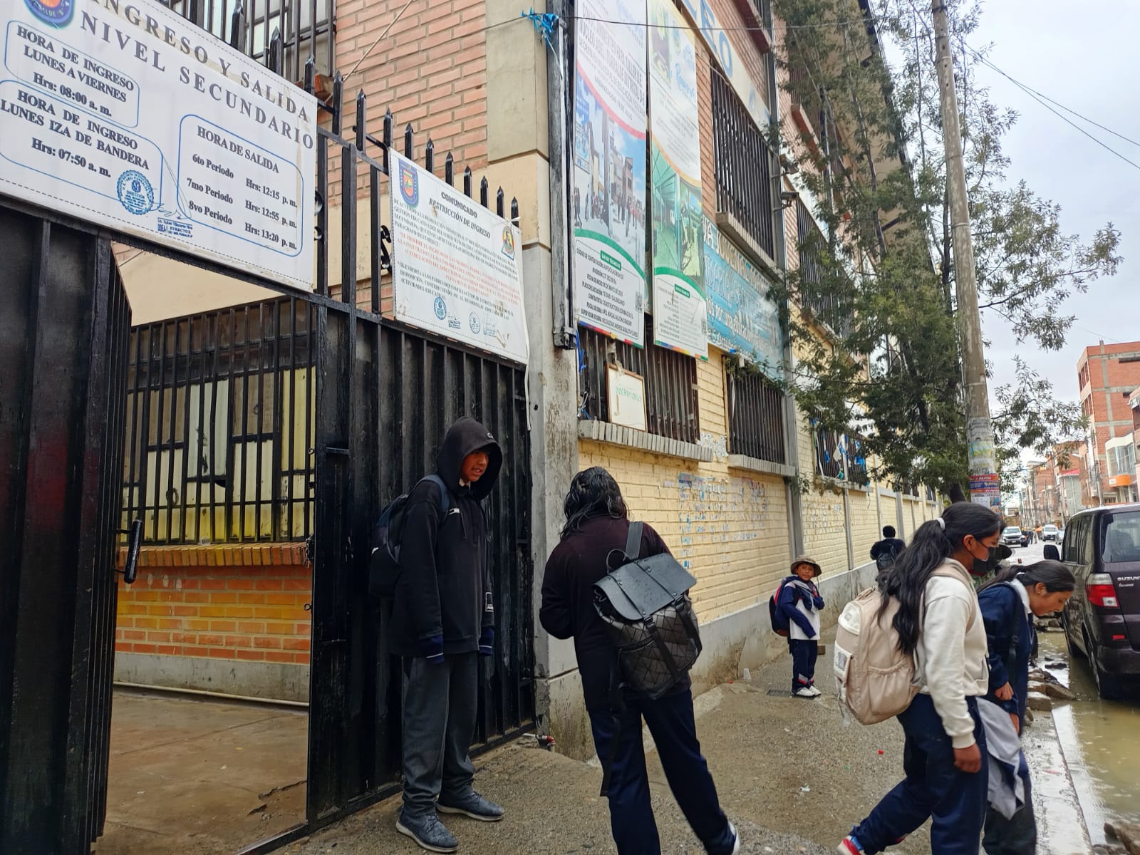 Defensoría del Pueblo verifica el desarrollo de actividades educativas en unidades educativas de La Paz y El Alto