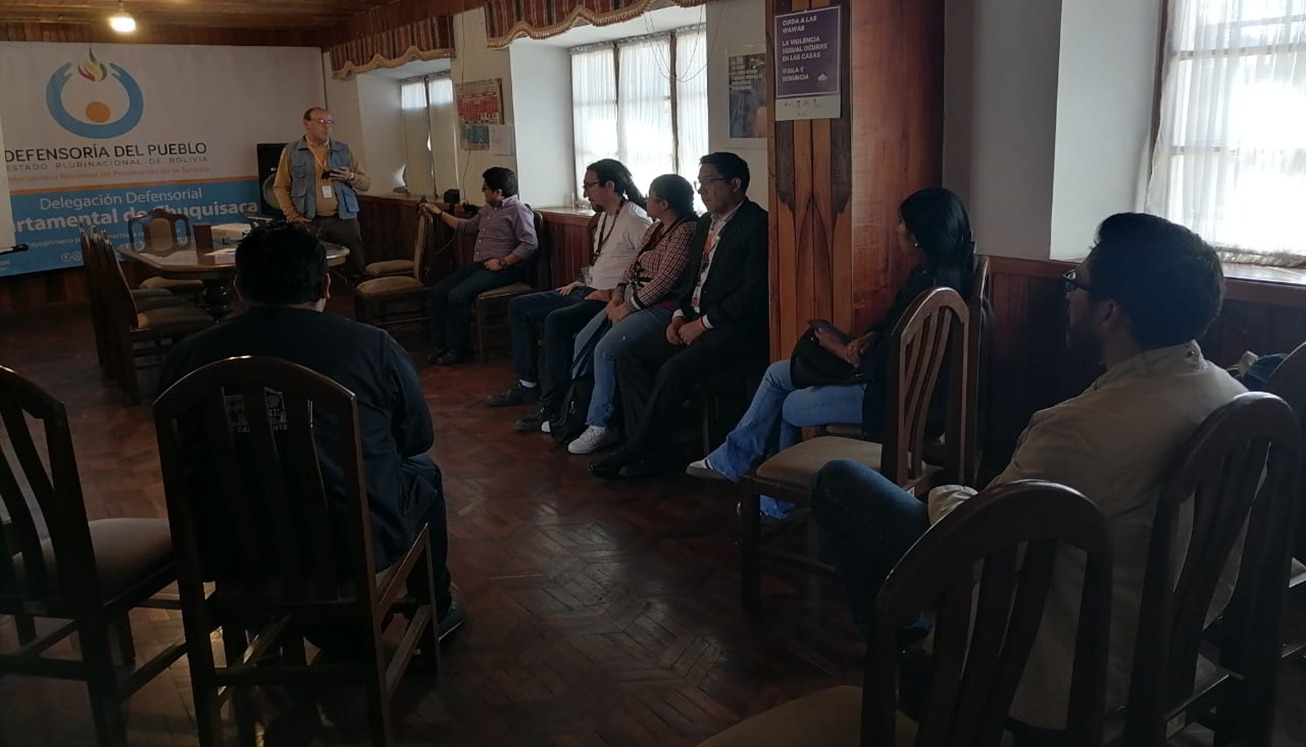 Chuquisaca: Defensoría del Pueblo capacita a servidores públicos y miembros de distintas organizaciones sobre las masculinidades plurales y diversas