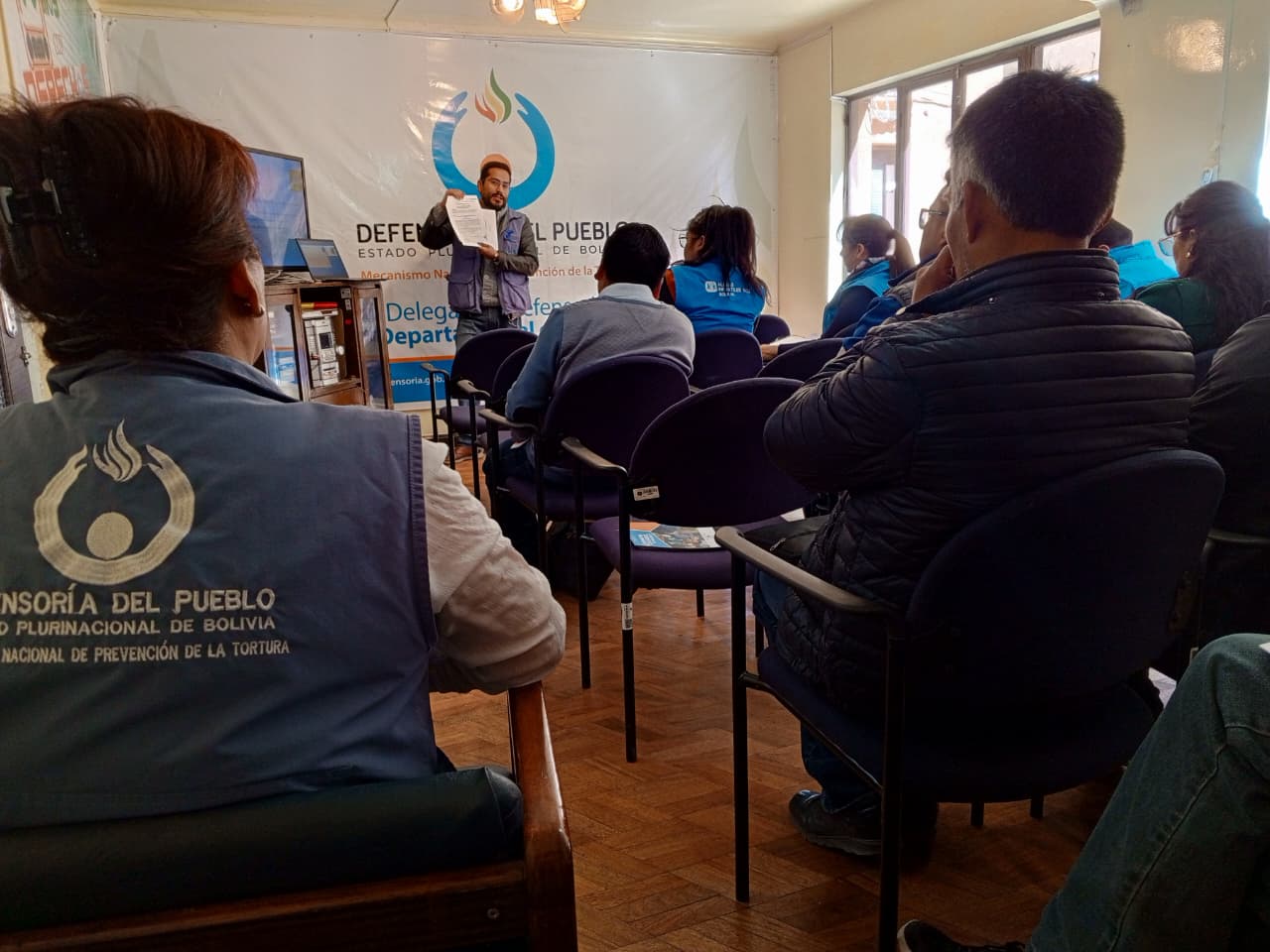 DEFENSORÍA DEL PUEBLO SOCIALIZA PROYECTO DE LEY DE ACOMPAÑAMIENTO A LA VIDA INDEPENDIENTE DE ADOLESCENTES EN CENTROS DE ACOGIDA EN ORURO