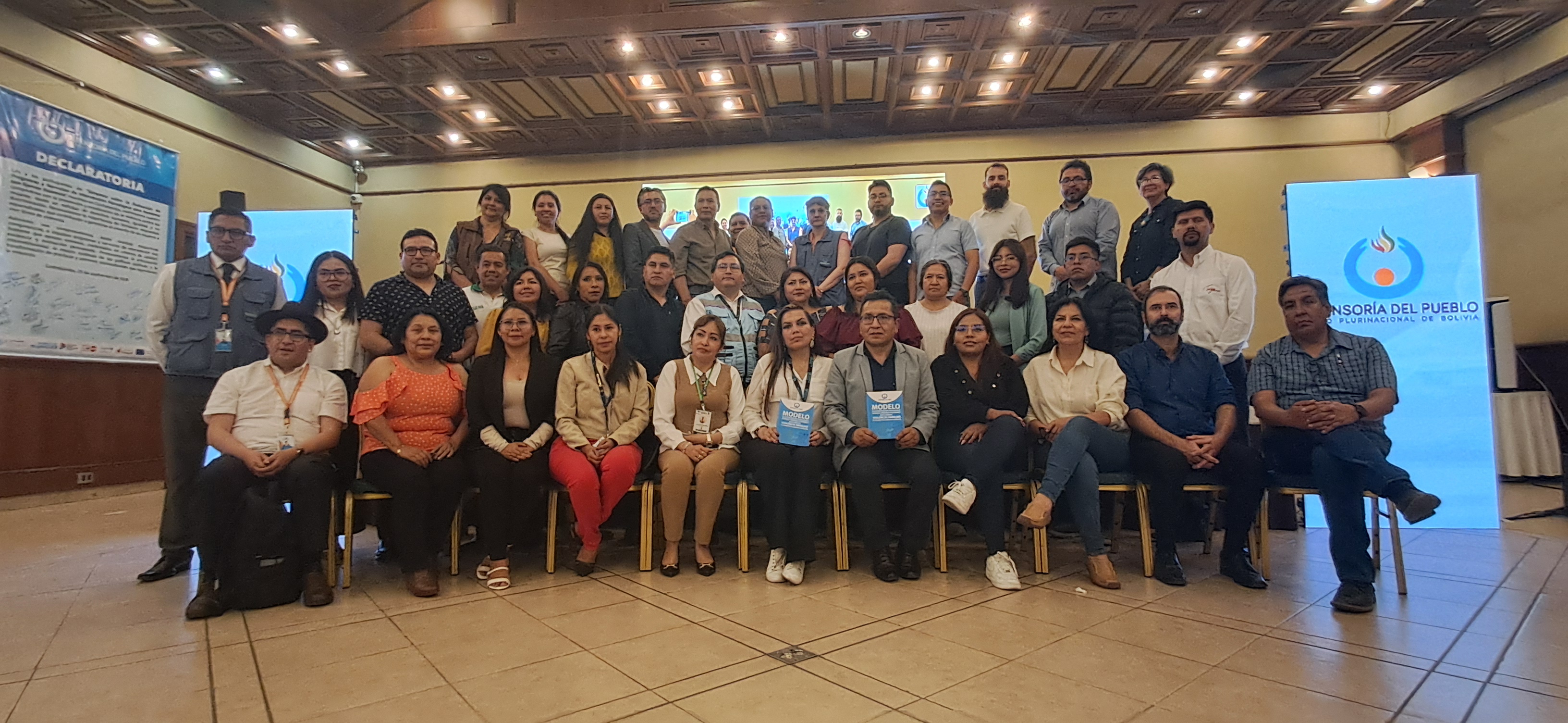 INSTITUCIONES ASUMEN COMPROMISOS PARA FORTALECER LA PREVENCIÓN Y ERRADICACIÓN DE LA VIOLENCIA CONTRA LAS MUJERES