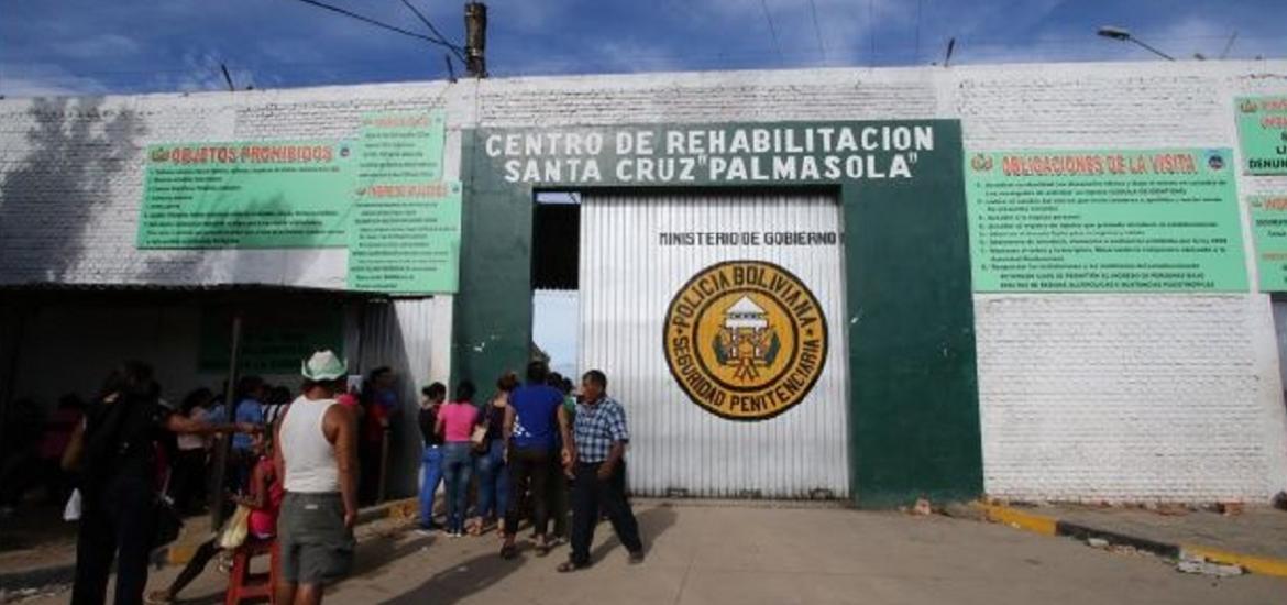 LA DELEGACION DEFENSORIAL DEPARTAMENTAL SE APERSONÓ AL CENTRO DE REHABILITACIÓN SANTA CRUZ PALMASOLA PARA VERIFICAR LA ADOPCIÓN DE MEDIDAS DE BIOSEGURIDAD  CON RELACIÓN AL COVID-19.