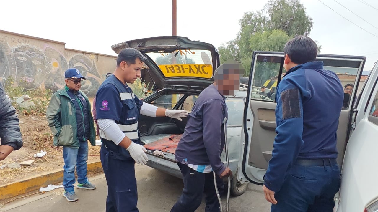 Defensor del Pueblo articula apoyo humanitario para choferes afectados por los bloqueos en Cochabamba