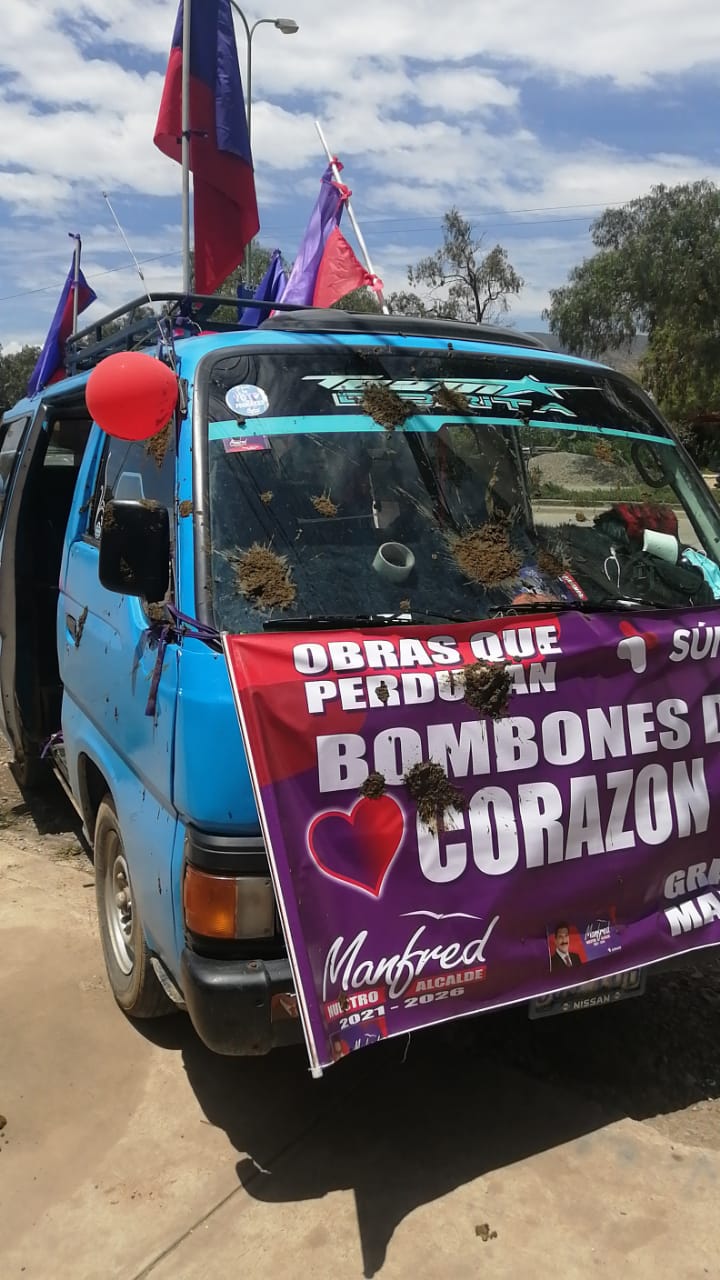 DEFENSORÍA DEL PUEBLO CONDENA ATAQUE A LA CARAVANA DE SÚMATE EN LA ZONA SUR DE LA CIUDAD DE COCHABAMBA