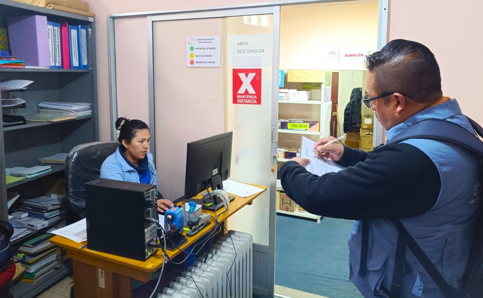 EL ALTO: DEFENSOR DEL PUEBLO VERIFICA STOCK DE LECHE SUCEDÁNEA PARA GARANTIZAR EL DERECHO A LA SALUD Y LA ALIMENTACIÓN DE NIÑAS Y NIÑOS QUE VIVEN CON VIH