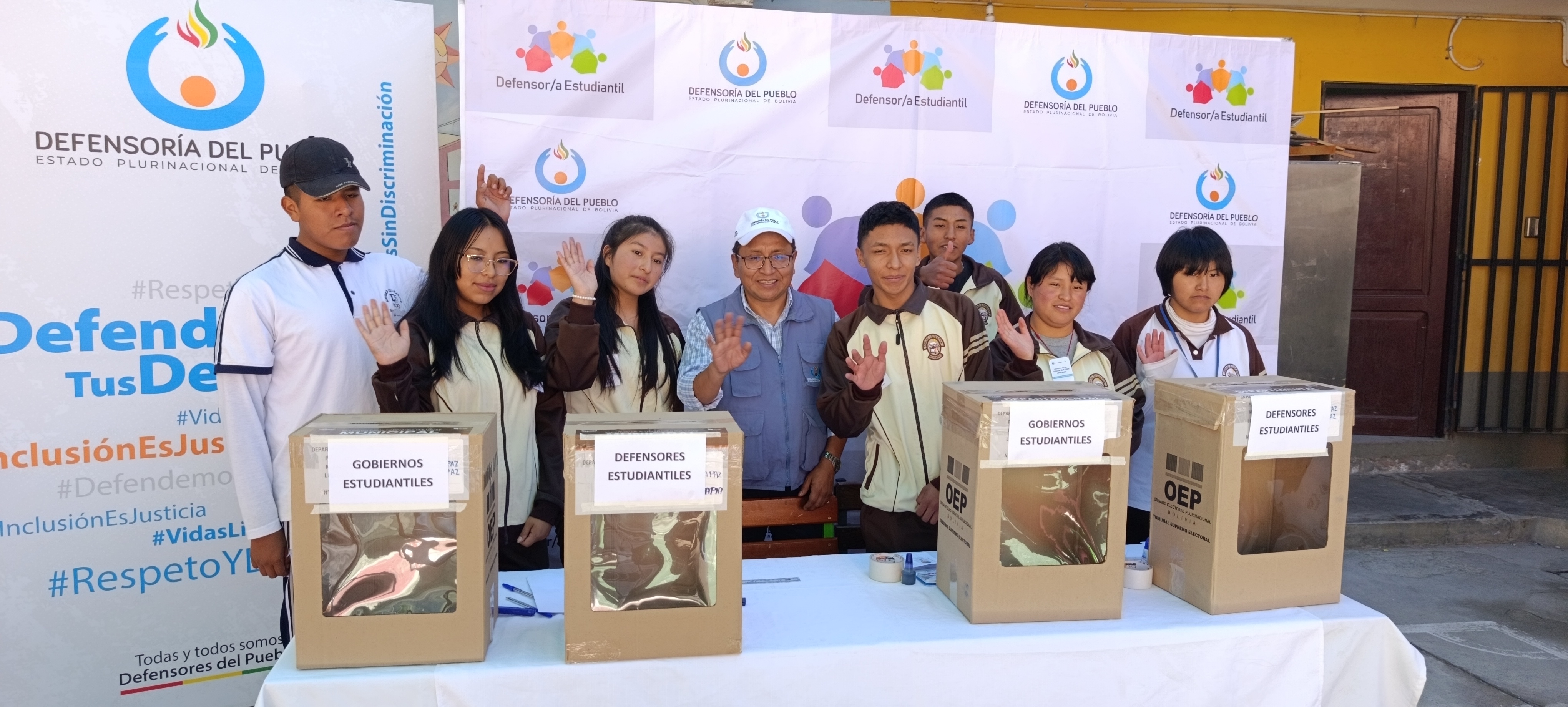 DEFENSOR DEL PUEBLO FORTALECE CULTURA DE PAZ EN UNIDADES EDUCATIVAS CON ELECCIÓN DE DEFENSORES Y GOBIERNOS ESTUDIANTILES EN LA PAZ