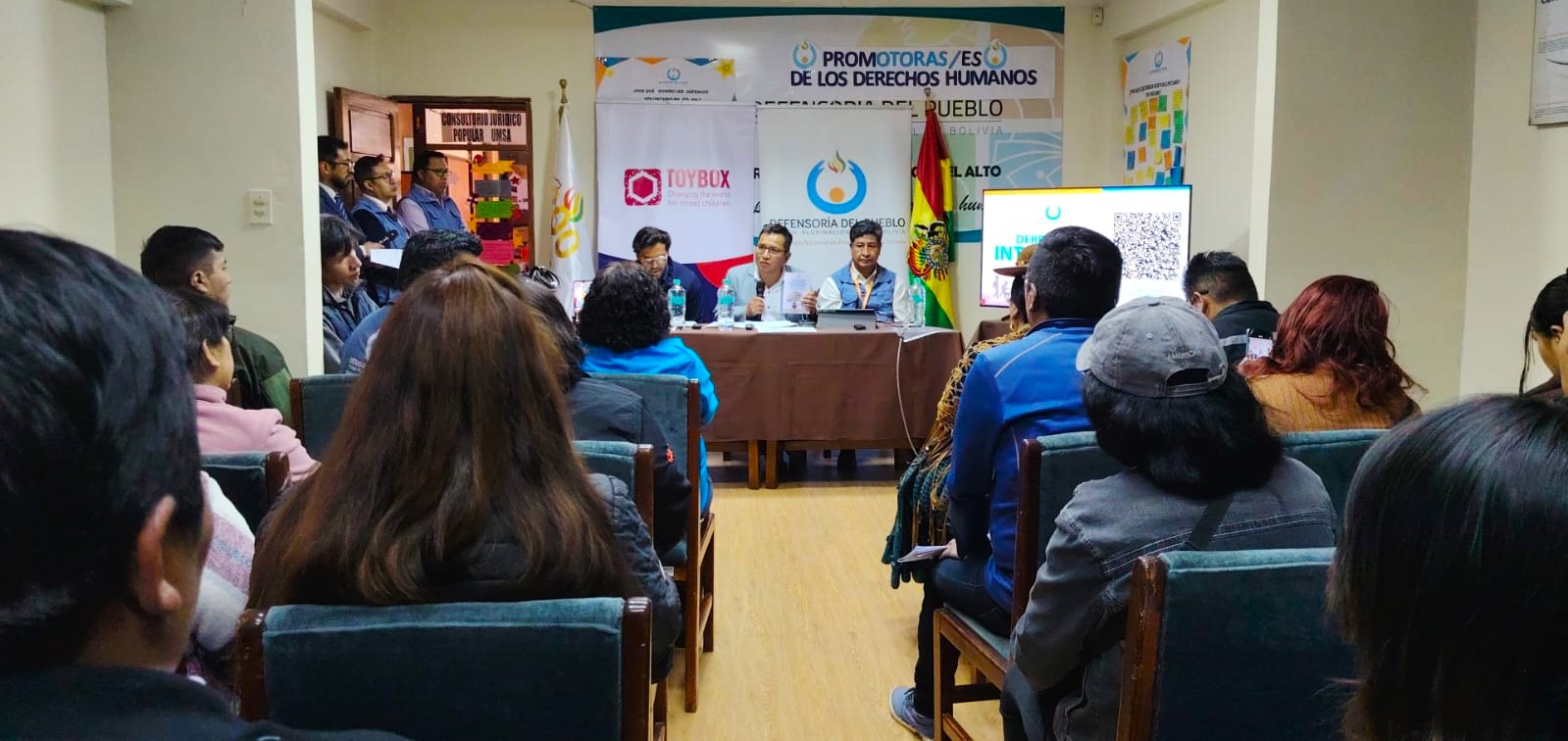 EL ALTO: DEFENSOR DEL PUEBLO LLAMA A FORTALECER LA RESPUESTA ESTATAL PARA GARANTIZAR LOS DERECHOS DE NIÑAS, NIÑOS Y ADOLESCENTES EN SITUACIÓN DE CALLE