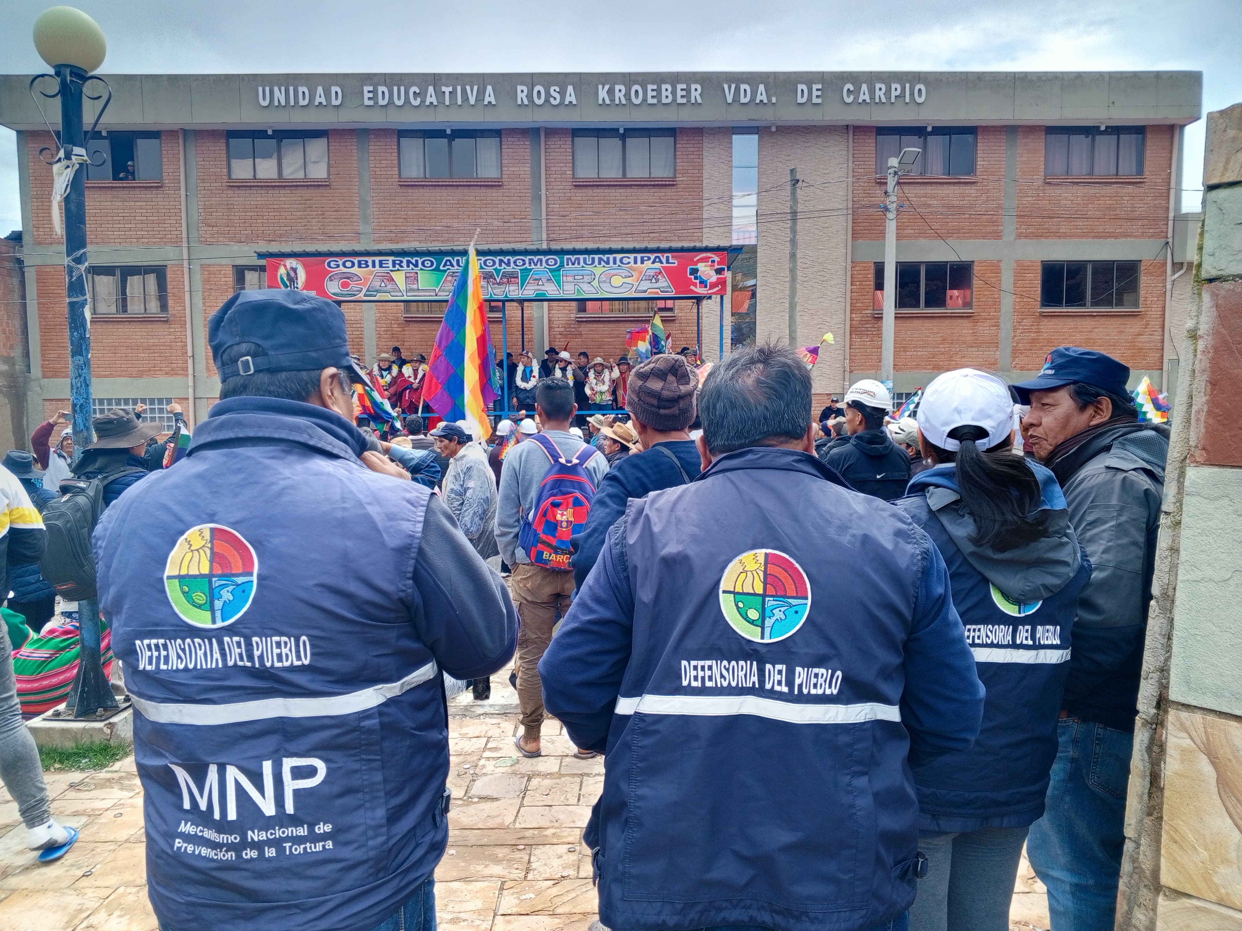POR SEGUNDO DÍA CONSECUTIVO, LA DEFENSORÍA DEL PUEBLO REALIZA EL MONITOREO PERMANENTE AL DESARROLLO DE LA MARCHA QUE SE DIRIGE A LA PAZ