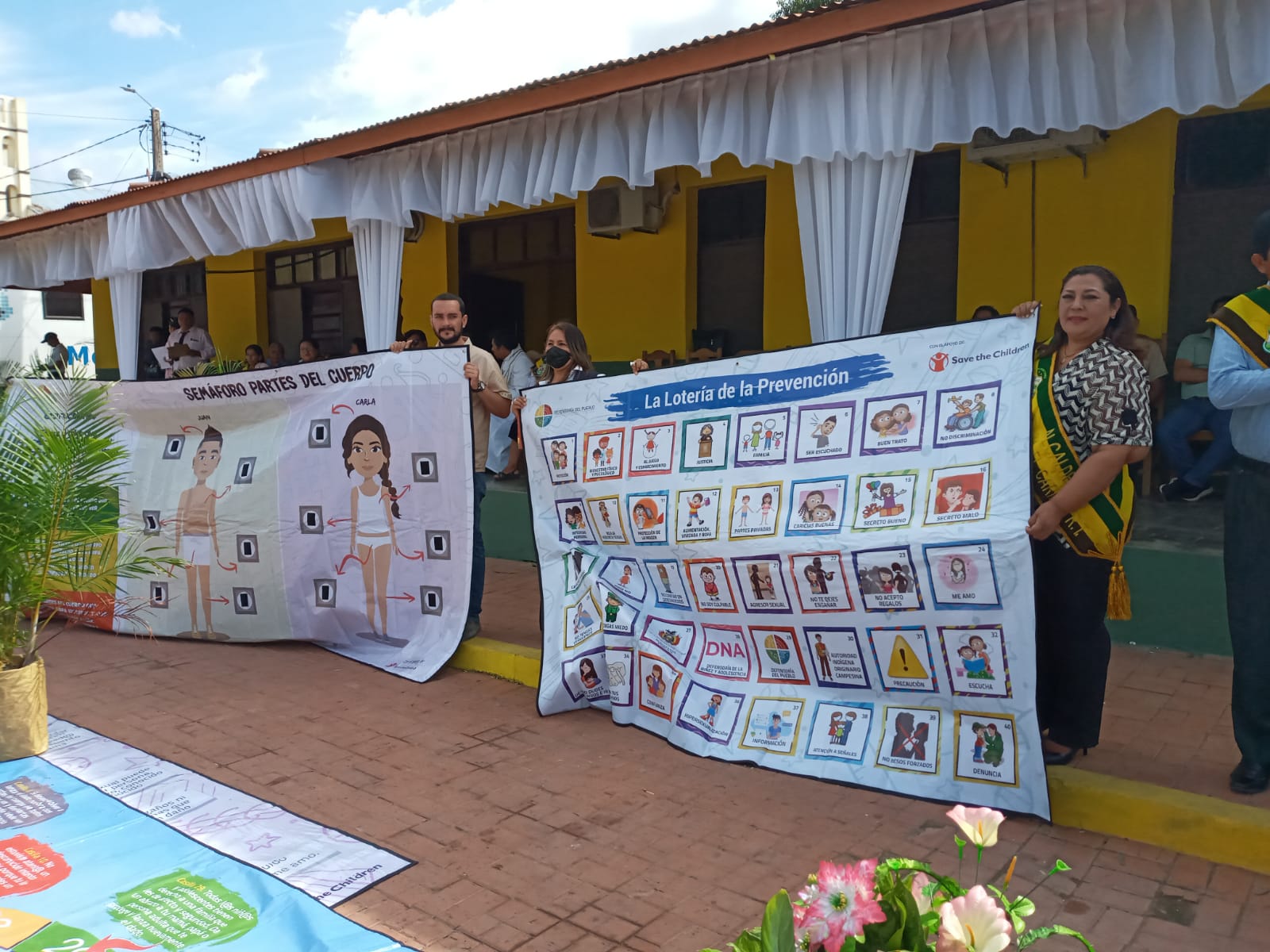 LA DEFENSORÍA DEL PUEBLO ENTREGA SET DE JUEGOS PARA LA PREVENCIÓN DE LA VIOLENCIA SEXUAL A NIÑAS, NIÑOS Y ADOLESCENTES AL GOBIERNO MUNICIPAL EL CARMEN RIVERO TORREZ