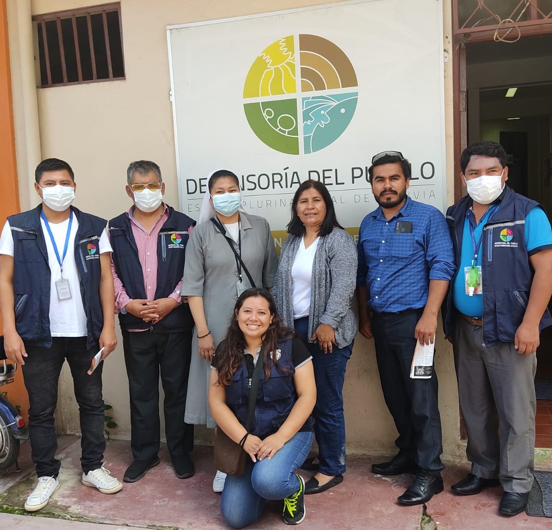 LA INSTITUCIÓN DEFENSORIAL PARTICIPÓ DE UNA REUNIÓN INTERINSTITUCIONAL PARA ABORDAR LA TRATA Y TRÁFICO DE PERSONAS EN EL TRÓPICO DE COCHABAMBA